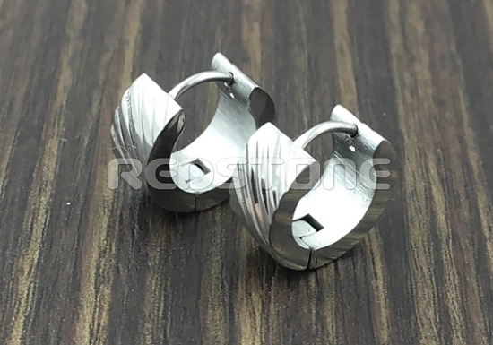 Náušnice z chirurgickej ocele